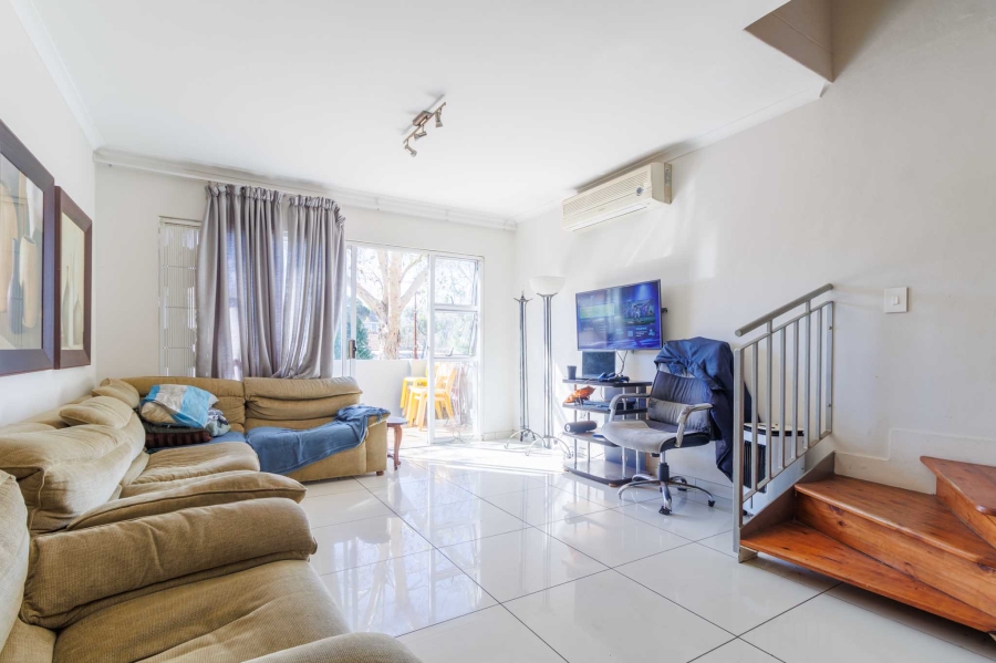 2 Bedroom Property for Sale in Rondebosch Western Cape